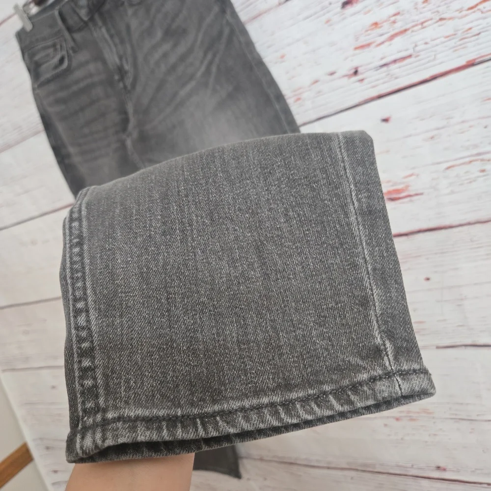 NWT Old Navy Men's Taper Built-ib Flex Jeans Size 32×30